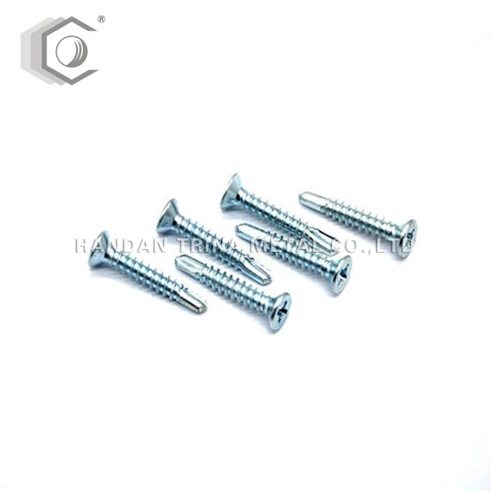 Qhov sib txawv ntawm koob bolts thiab bolts thauj tog rau nkoj