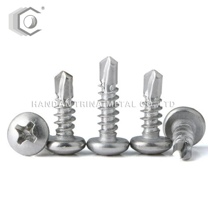 Yuav ua li cas paub qhov txawv thiab tsis tseeb siab-lub zog lub teb chaws bolts