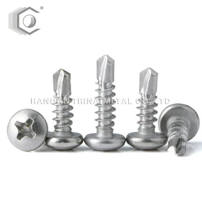Yuav ua li cas paub qhov txawv thiab tsis tseeb siab-lub zog lub teb chaws bolts